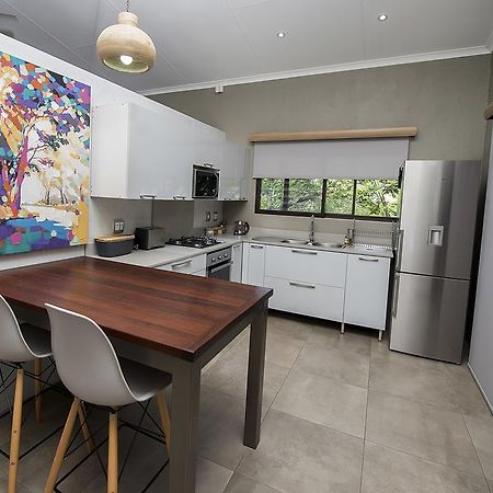 Birds Babble Self Catering Hotell Mbombela Exteriör bild