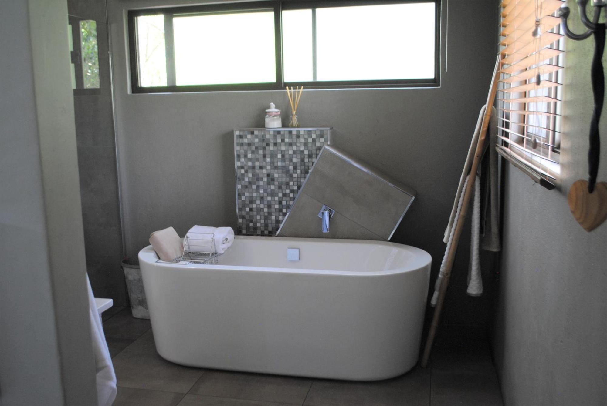 Birds Babble Self Catering Hotell Mbombela Exteriör bild