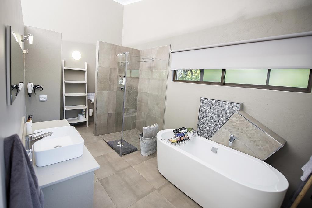 Birds Babble Self Catering Hotell Mbombela Exteriör bild