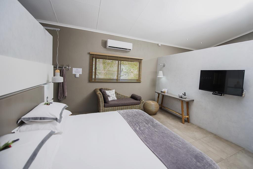 Birds Babble Self Catering Hotell Mbombela Exteriör bild