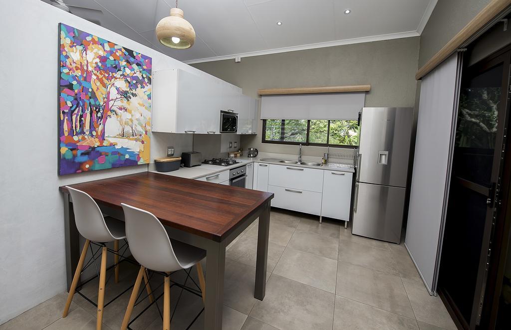 Birds Babble Self Catering Hotell Mbombela Exteriör bild